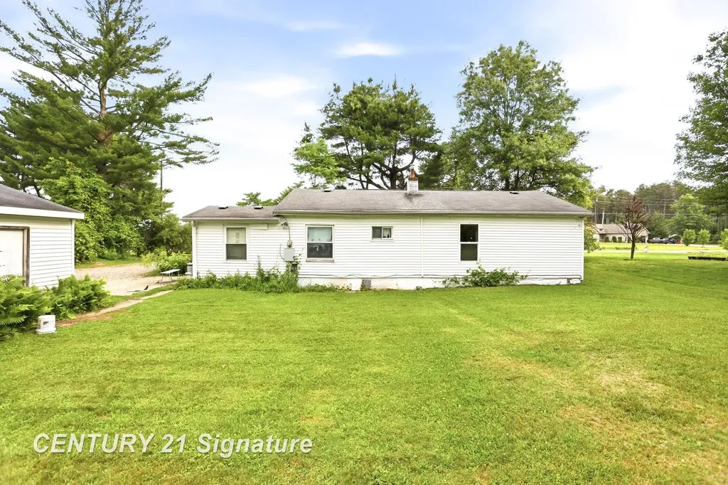 12097 Swan Creek Road Swan Creek Township MI 48609