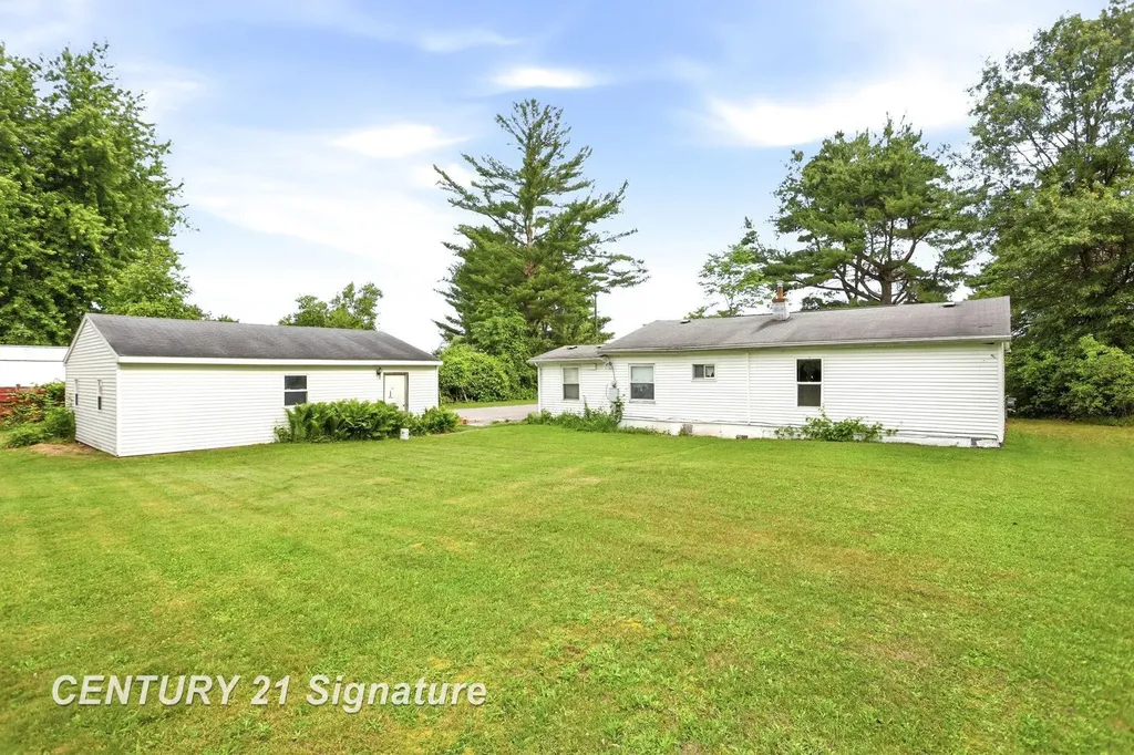 12097 Swan Creek Road Swan Creek Township MI 48609