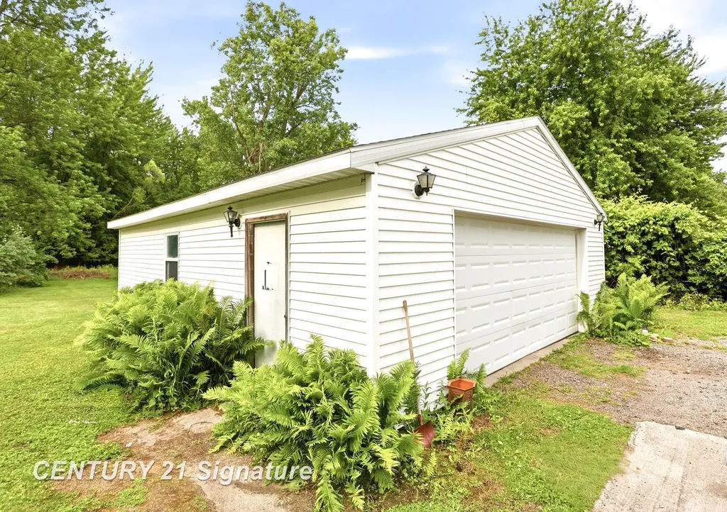 12097 Swan Creek Road Swan Creek Township MI 48609