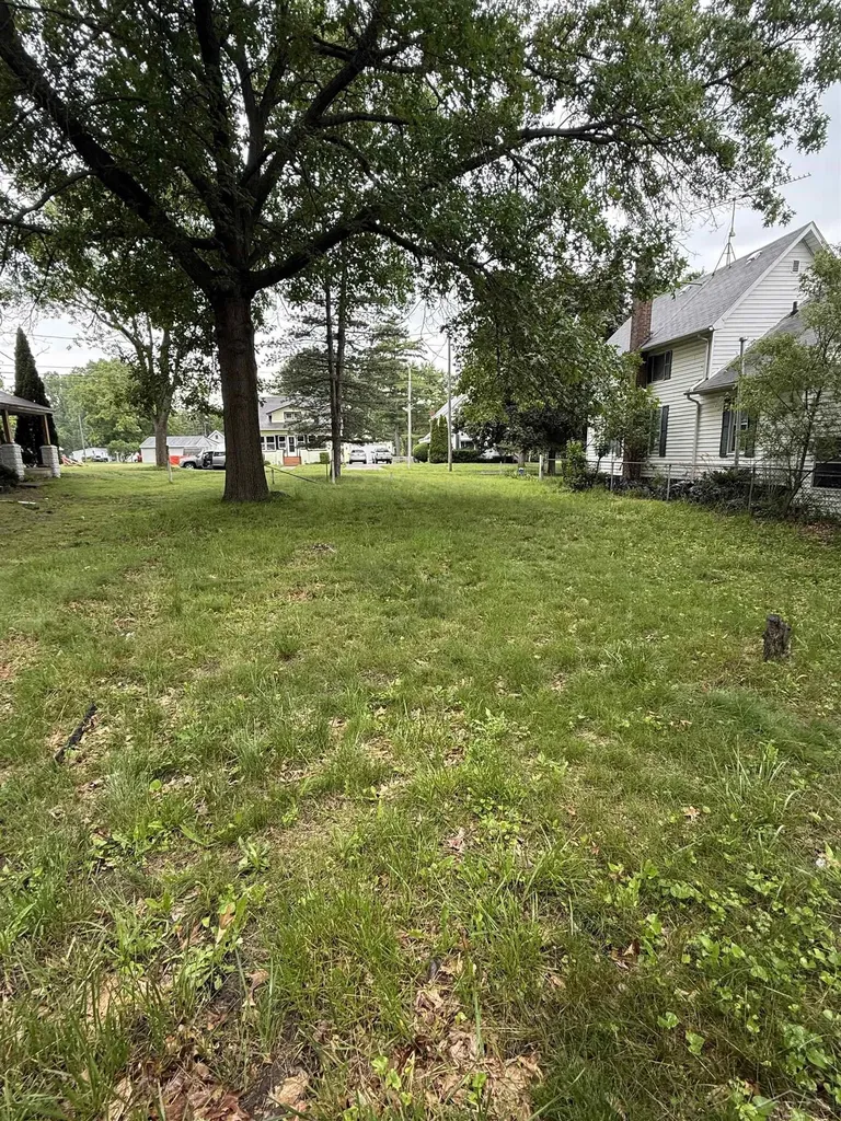 663 Glenwood Avenue Owosso City MI 48867