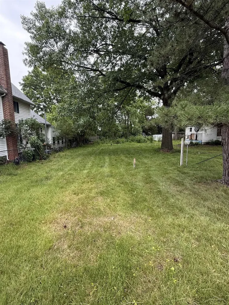663 Glenwood Avenue Owosso City MI 48867