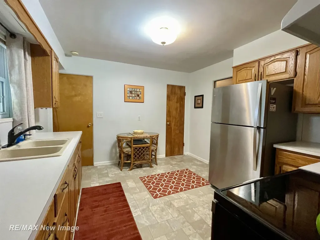 2915 Deindorfer Street Saginaw City MI 48602