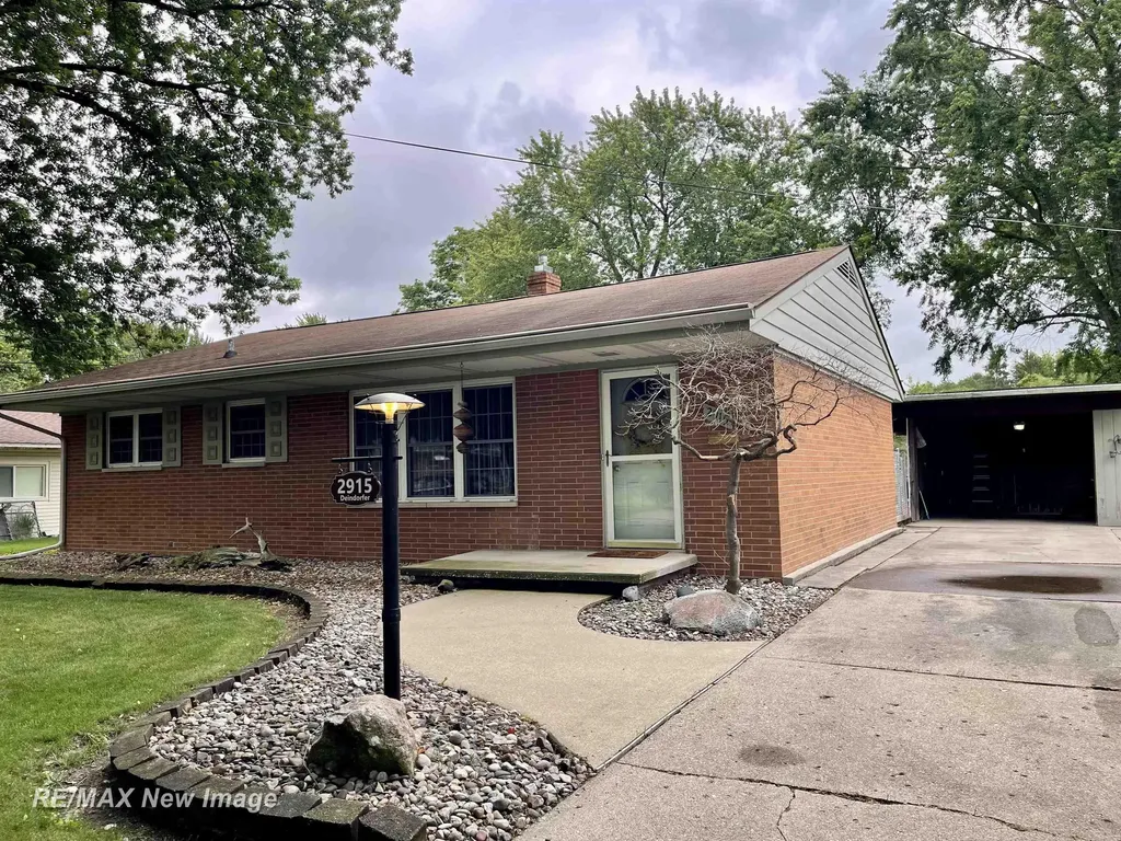2915 Deindorfer Street Saginaw City MI 48602