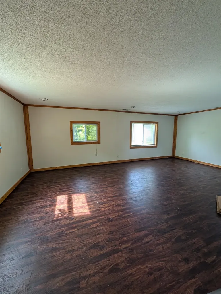 2286 California Avenue Bridgeport Charter Township MI 48601