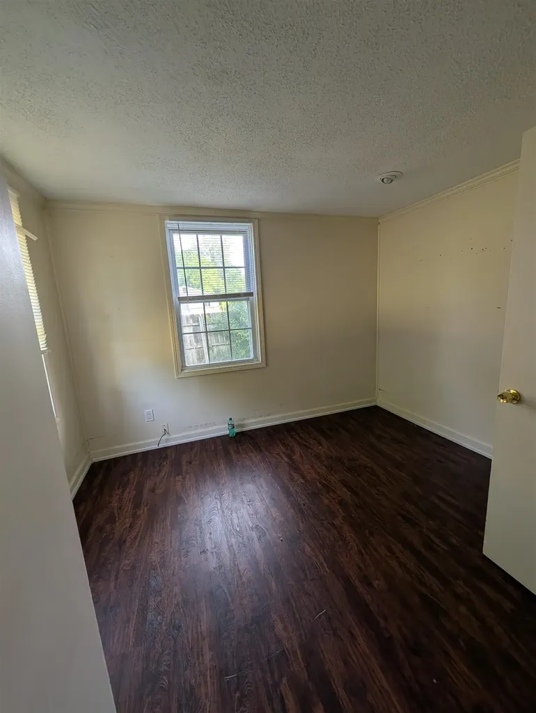 2286 California Avenue Bridgeport Charter Township MI 48601
