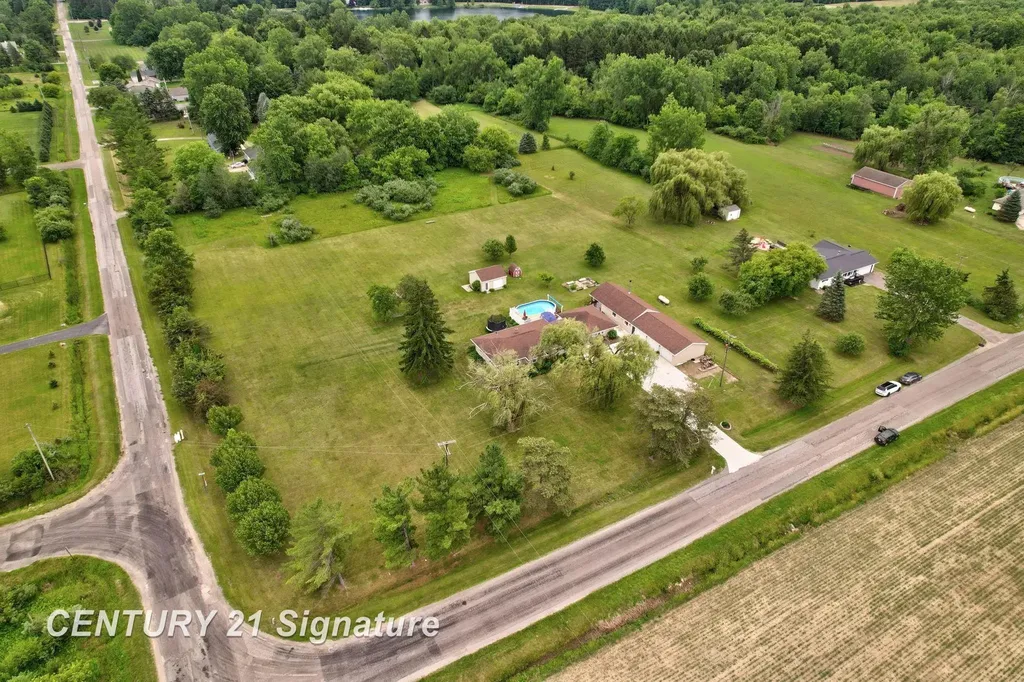 2051 S Brennan Road Fremont Township MI 48626