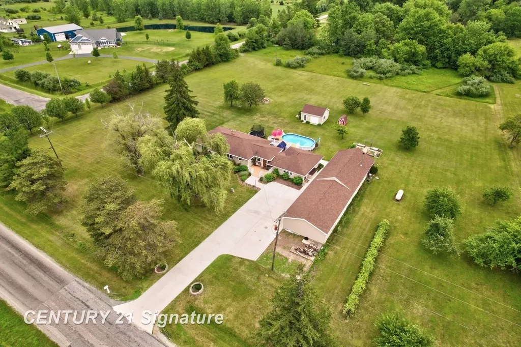 2051 S Brennan Road Fremont Township MI 48626
