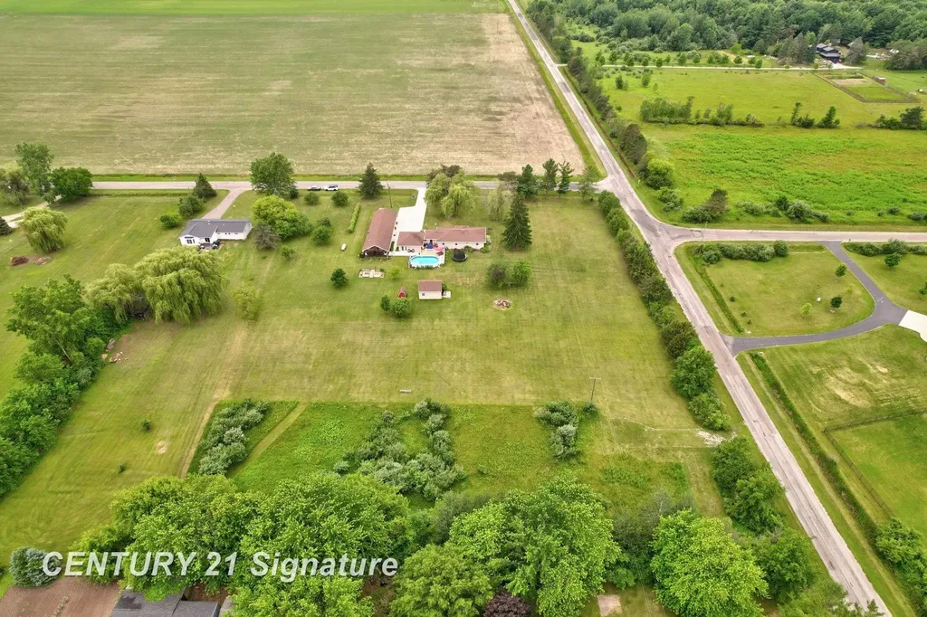 2051 S Brennan Road Fremont Township MI 48626