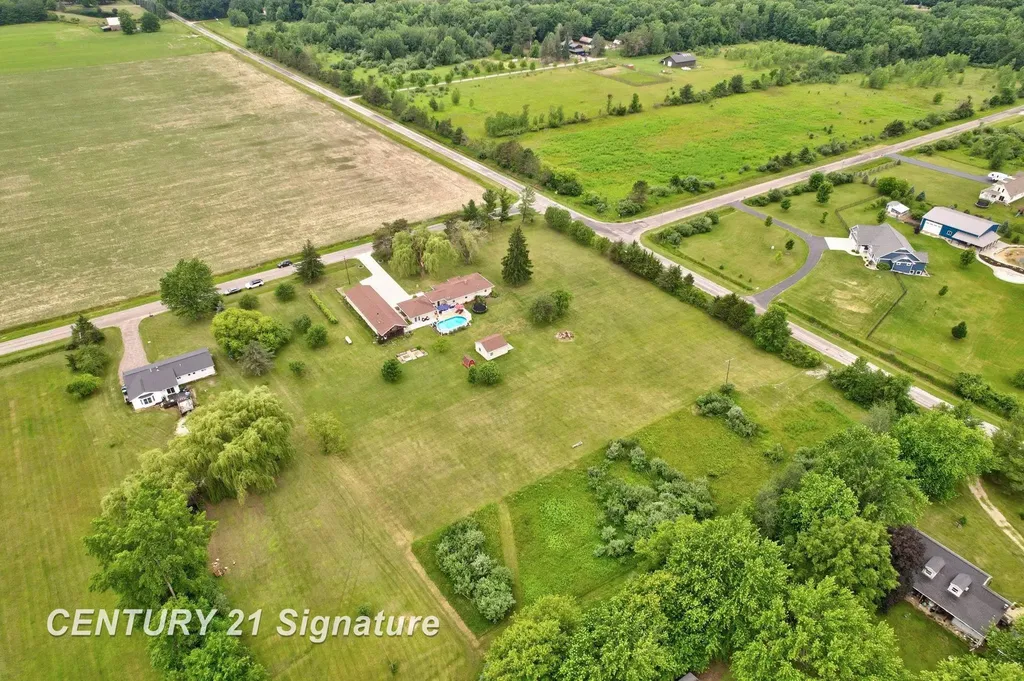 2051 S Brennan Road Fremont Township MI 48626