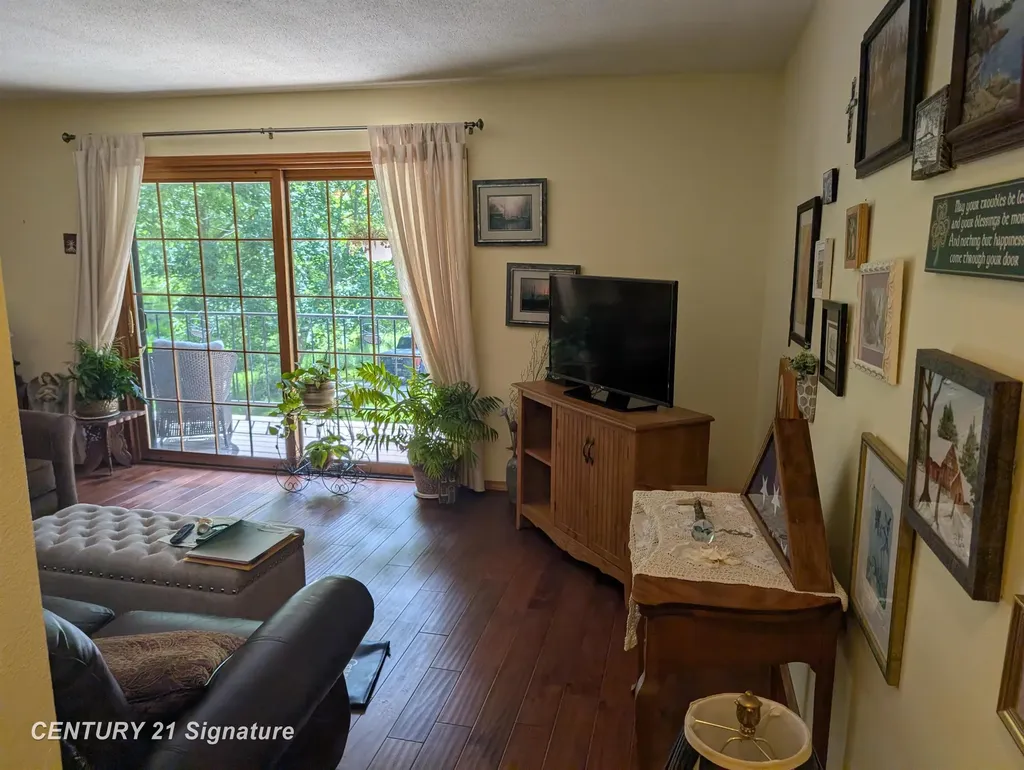 6121 Western Drive Saginaw Charter Township MI 48638