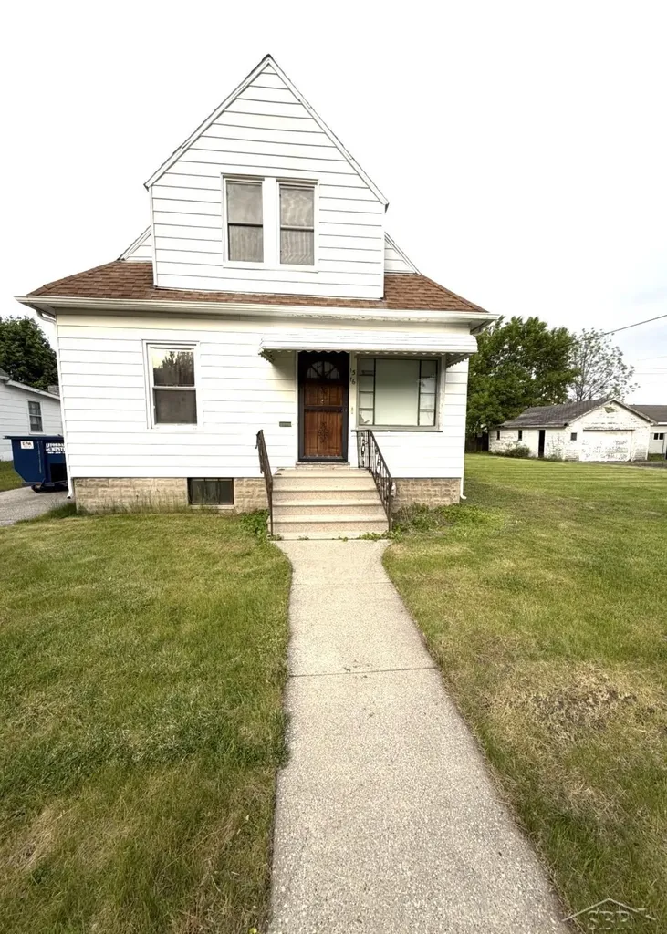 1516 Rose Street Bay City City MI 48708