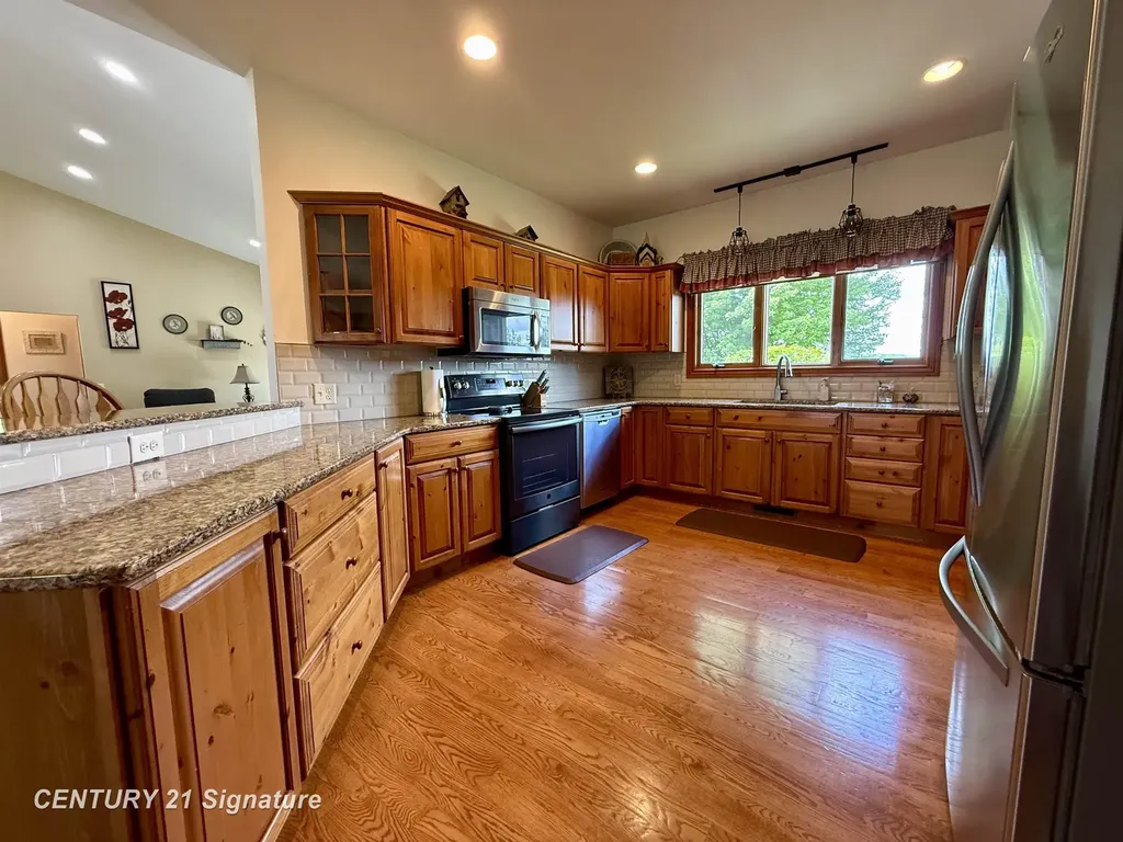 5689 Lawndale Road Kochville Township MI 48604