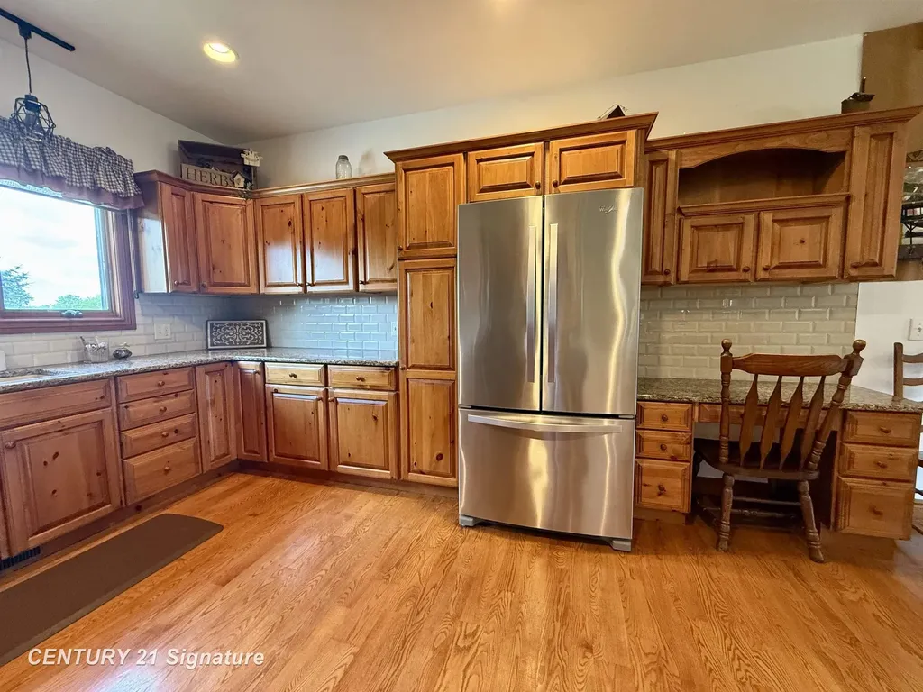 5689 Lawndale Road Kochville Township MI 48604
