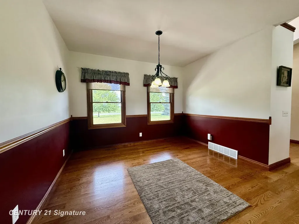5689 Lawndale Road Kochville Township MI 48604