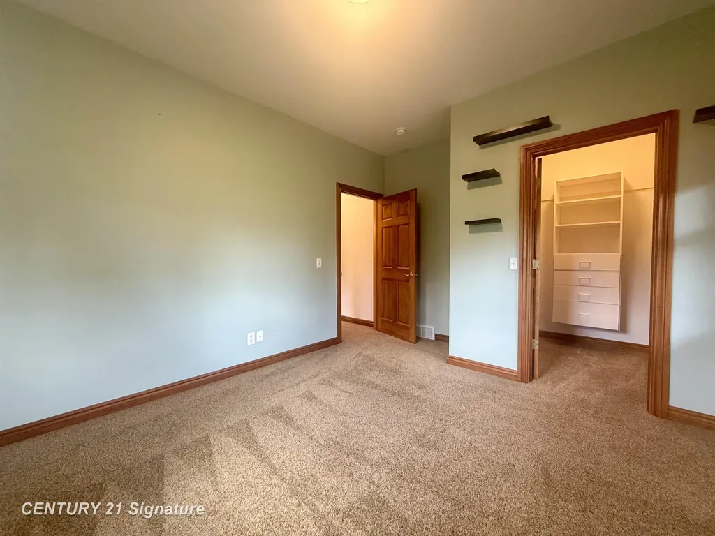5689 Lawndale Road Kochville Township MI 48604