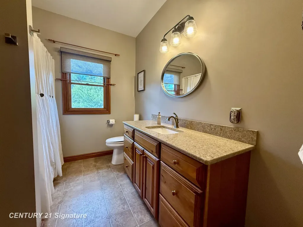 5689 Lawndale Road Kochville Township MI 48604