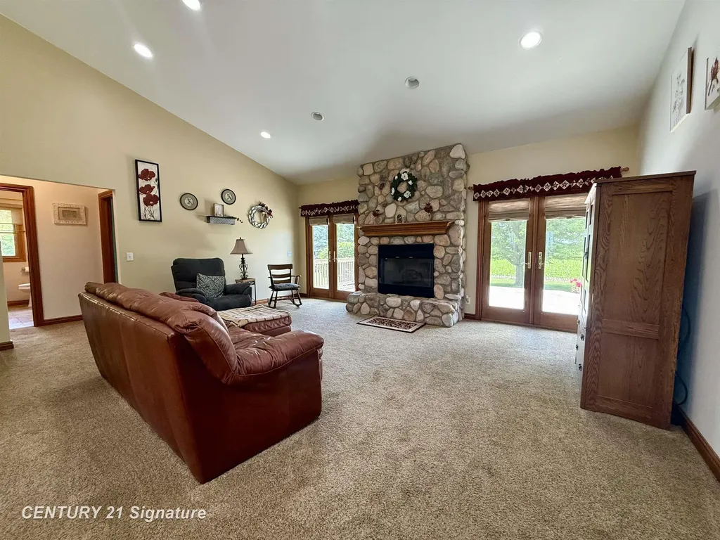 5689 Lawndale Road Kochville Township MI 48604