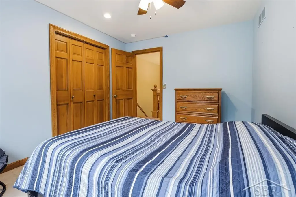 6102 Oak Meadows Court Midland City MI 48640