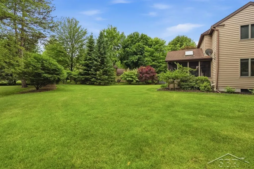 6102 Oak Meadows Court Midland City MI 48640