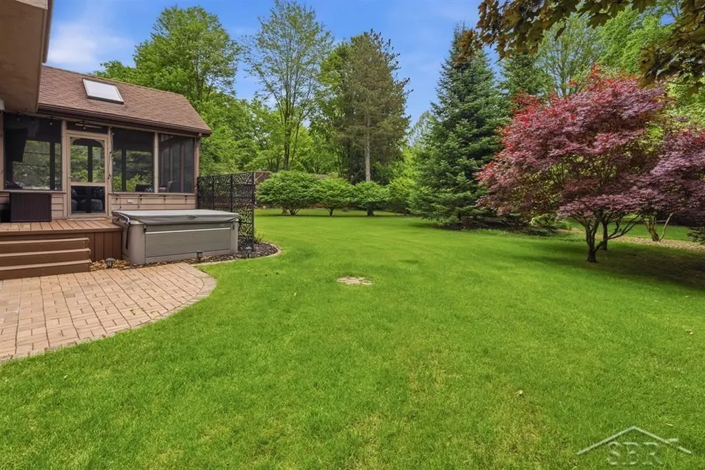 6102 Oak Meadows Court Midland City MI 48640