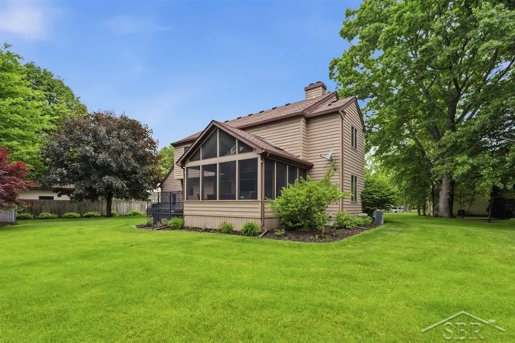 6102 Oak Meadows Court Midland City MI 48640
