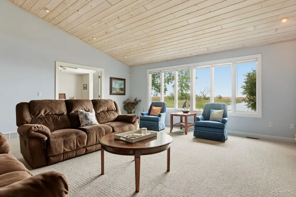 1108 Cove Court Au Gres City MI 48703
