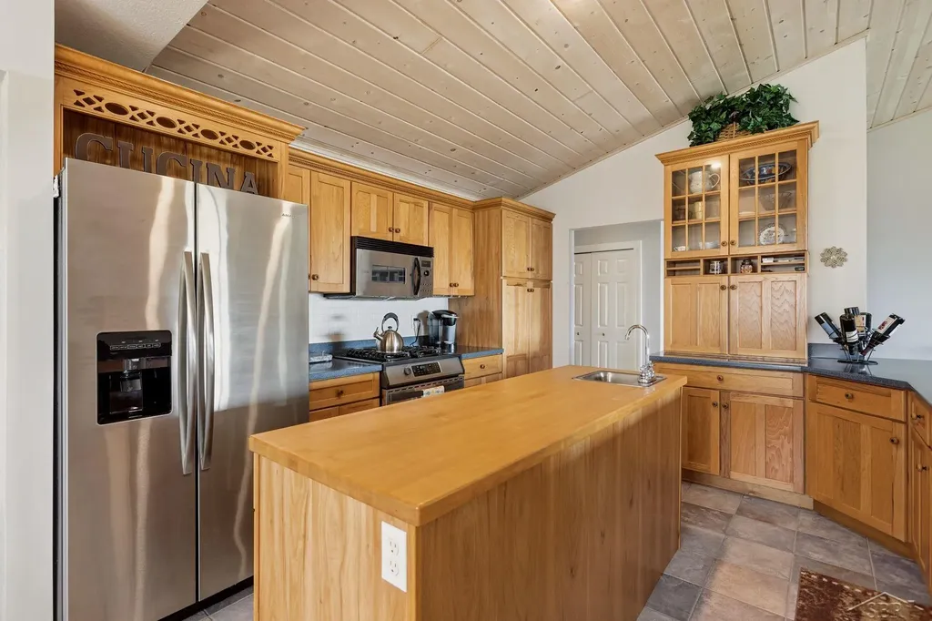 1108 Cove Court Au Gres City MI 48703