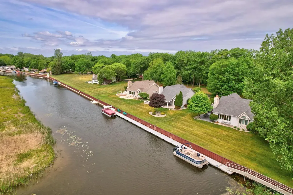 1108 Cove Court Au Gres City MI 48703