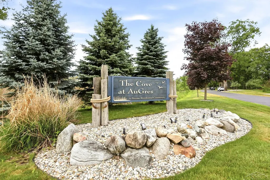 1108 Cove Court Au Gres City MI 48703