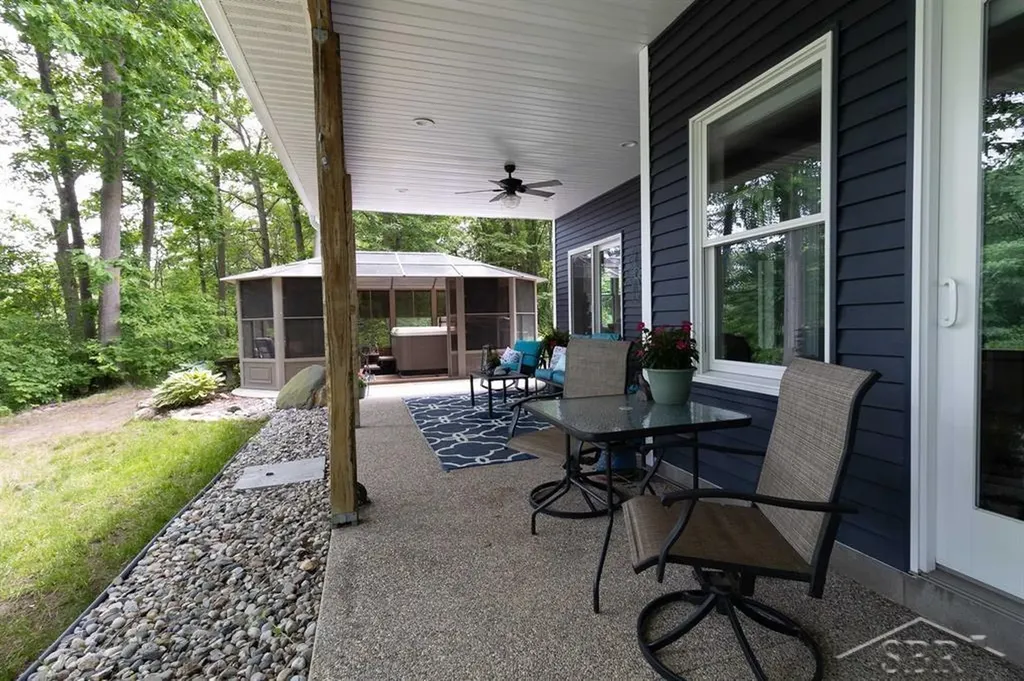 319 E Dopp Road Mt. Haley Township MI 48640