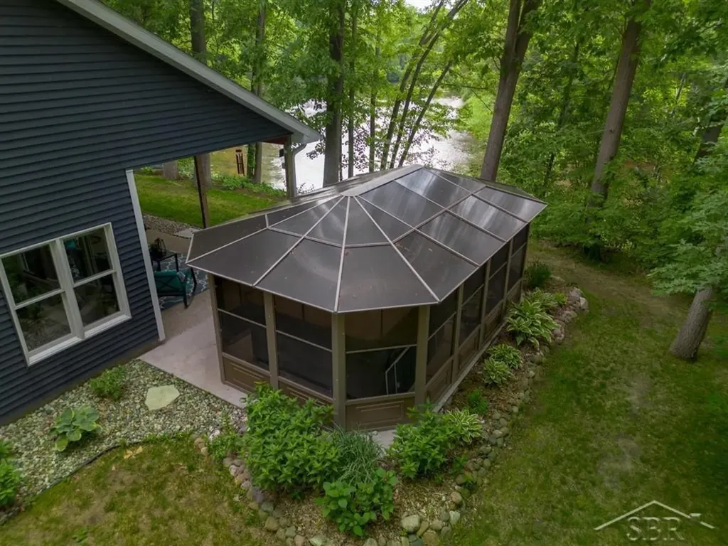 319 E Dopp Road Mt. Haley Township MI 48640