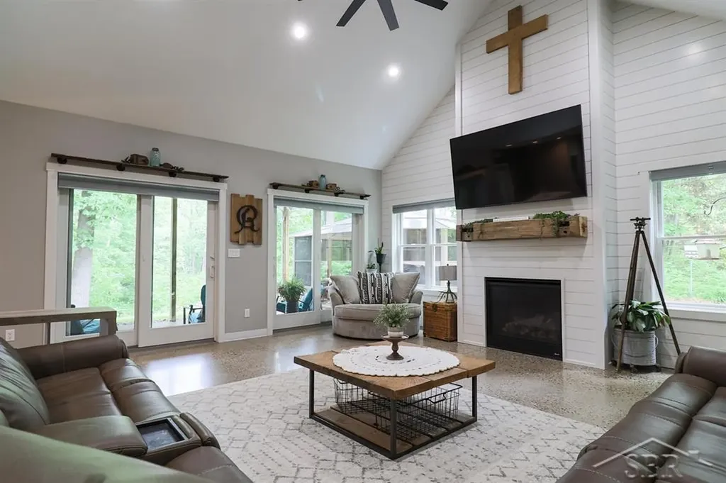319 E Dopp Road Mt. Haley Township MI 48640