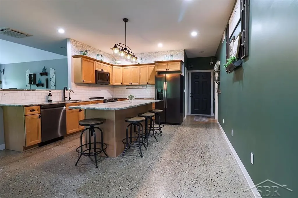 319 E Dopp Road Mt. Haley Township MI 48640