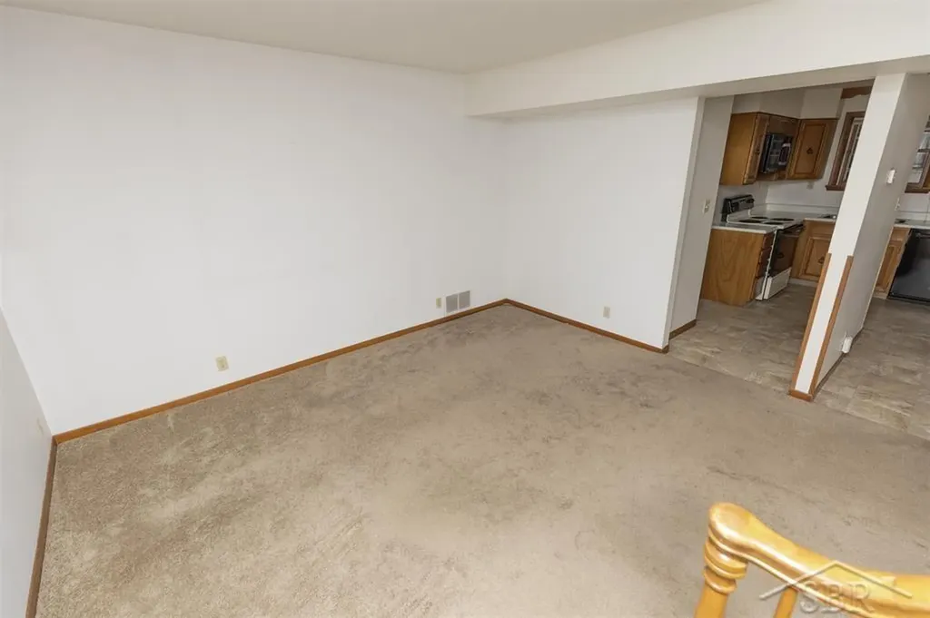 3115-3117 Beech Street Midland City MI 48642