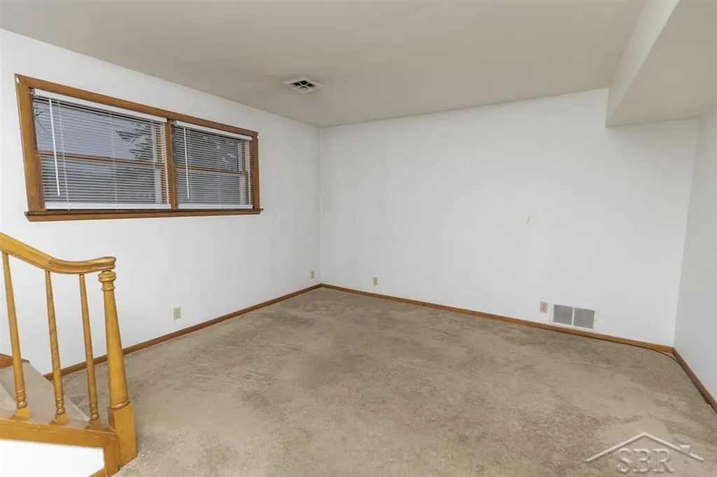 3115-3117 Beech Street Midland City MI 48642