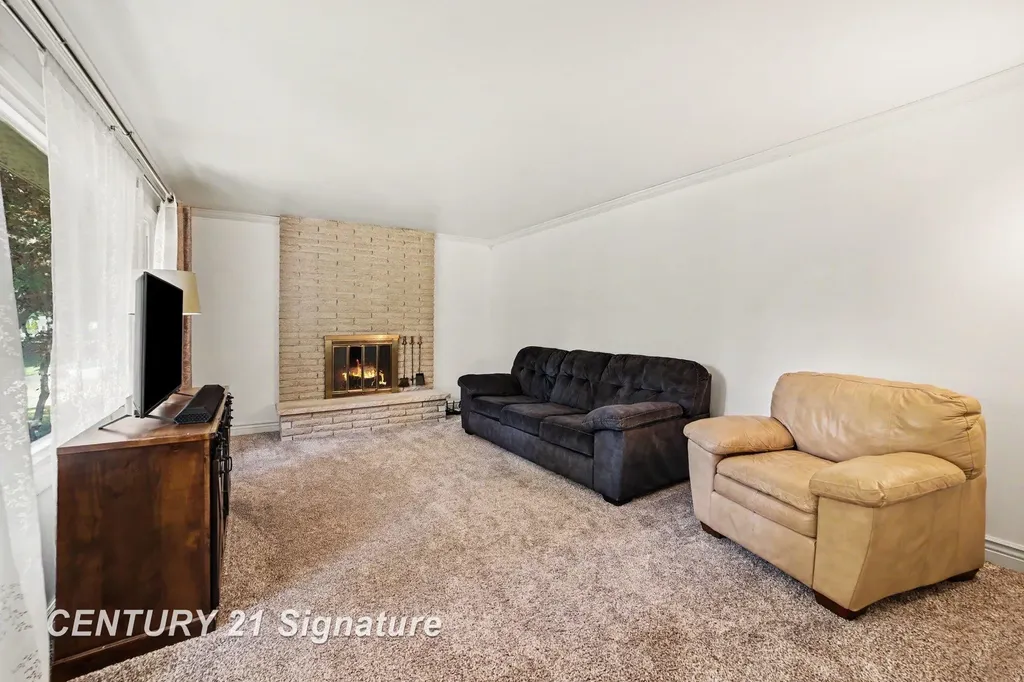 2918 Saint Marys Drive Midland City MI 48640
