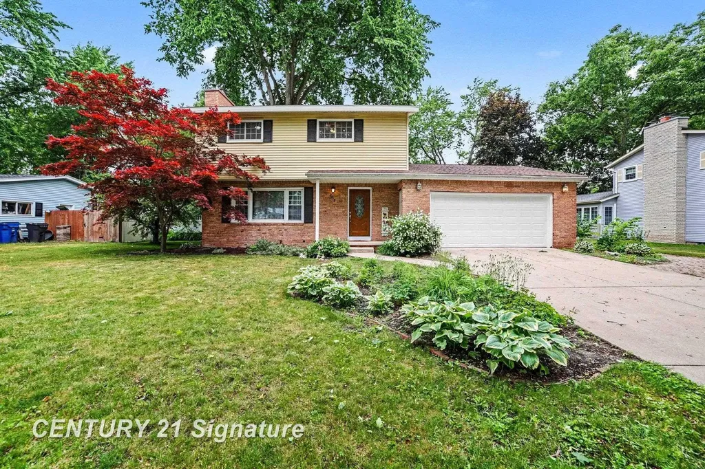 2918 Saint Marys Drive Midland City MI 48640