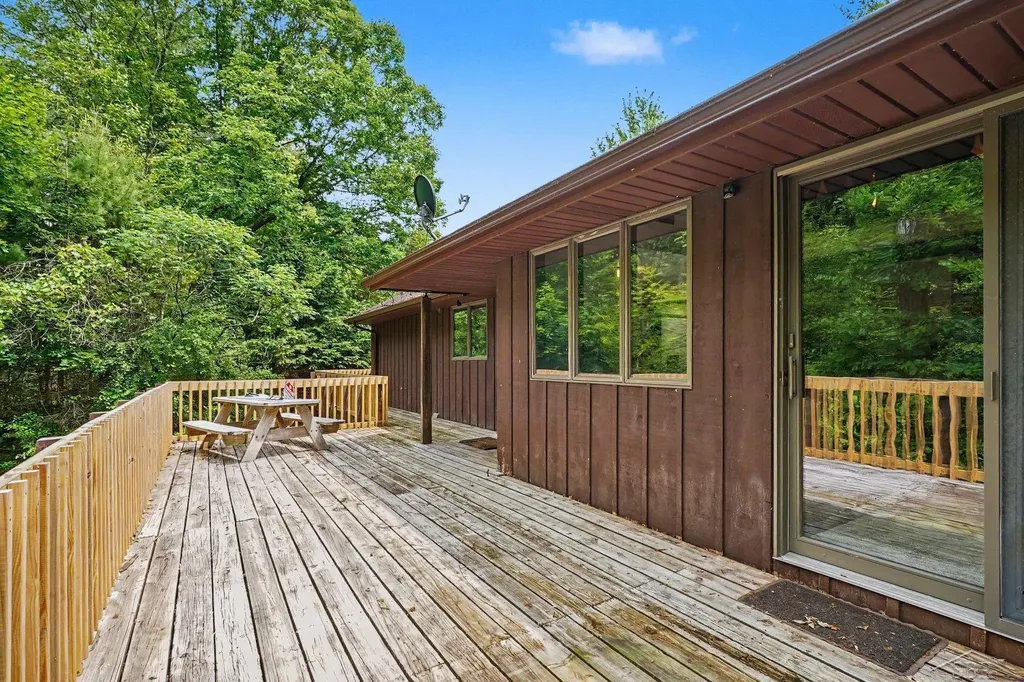 371 E Saginaw Road Lincoln Township MI 48657
