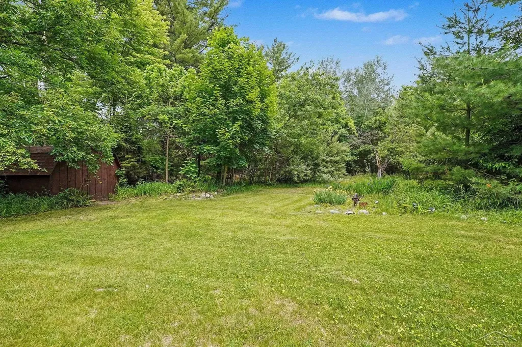 371 E Saginaw Road Lincoln Township MI 48657