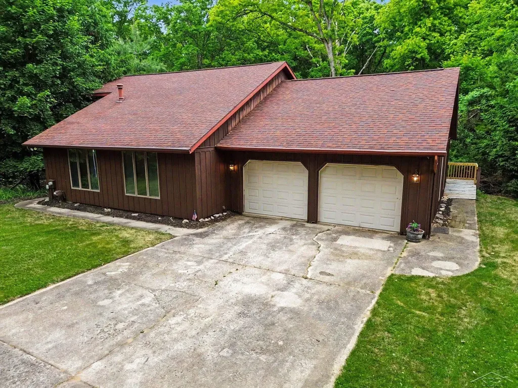 371 E Saginaw Road Lincoln Township MI 48657
