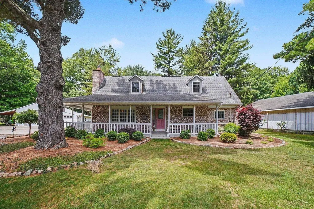 3850 S Fenmore Road Merrill Village MI 48637