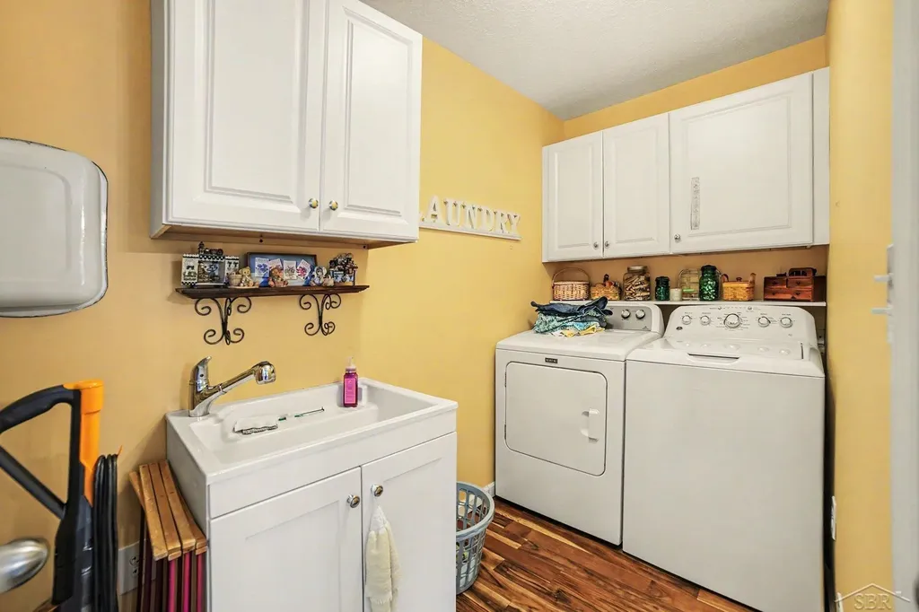 3850 S Fenmore Road Merrill Village MI 48637