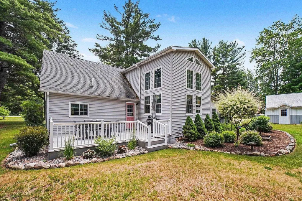 3850 S Fenmore Road Merrill Village MI 48637