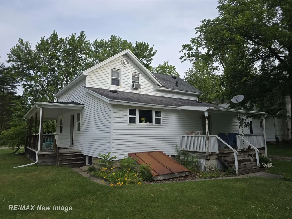218 Lincoln Street Chesaning Village MI 48616