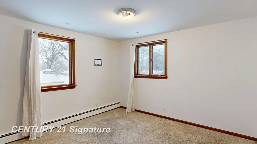 2765 Clairmount Drive Saginaw Charter Township MI 48603