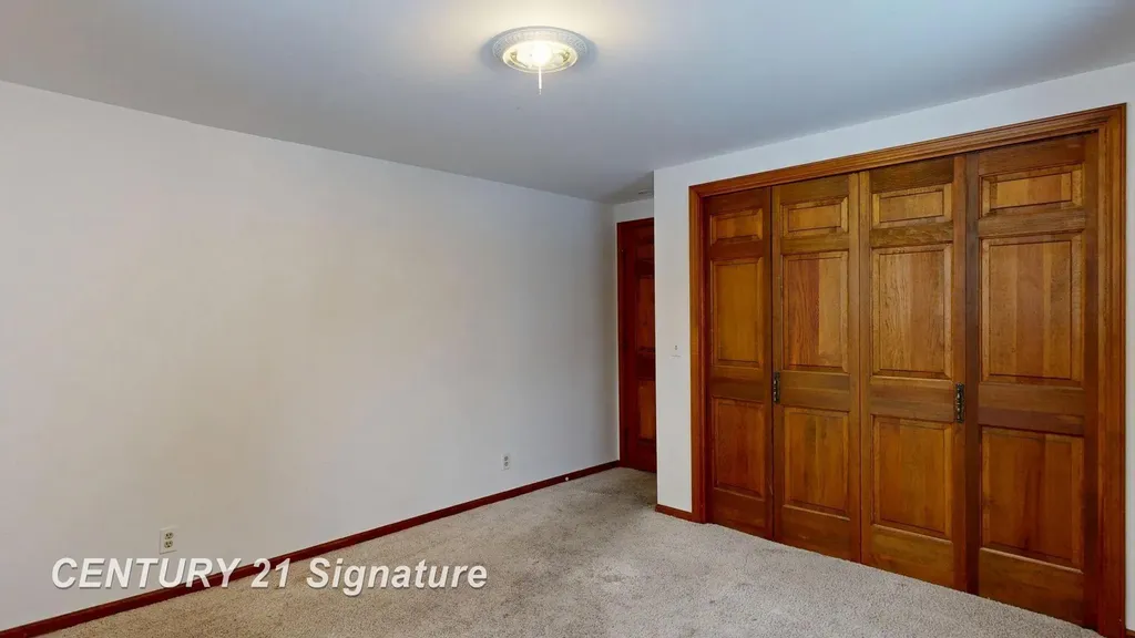 2765 Clairmount Drive Saginaw Charter Township MI 48603