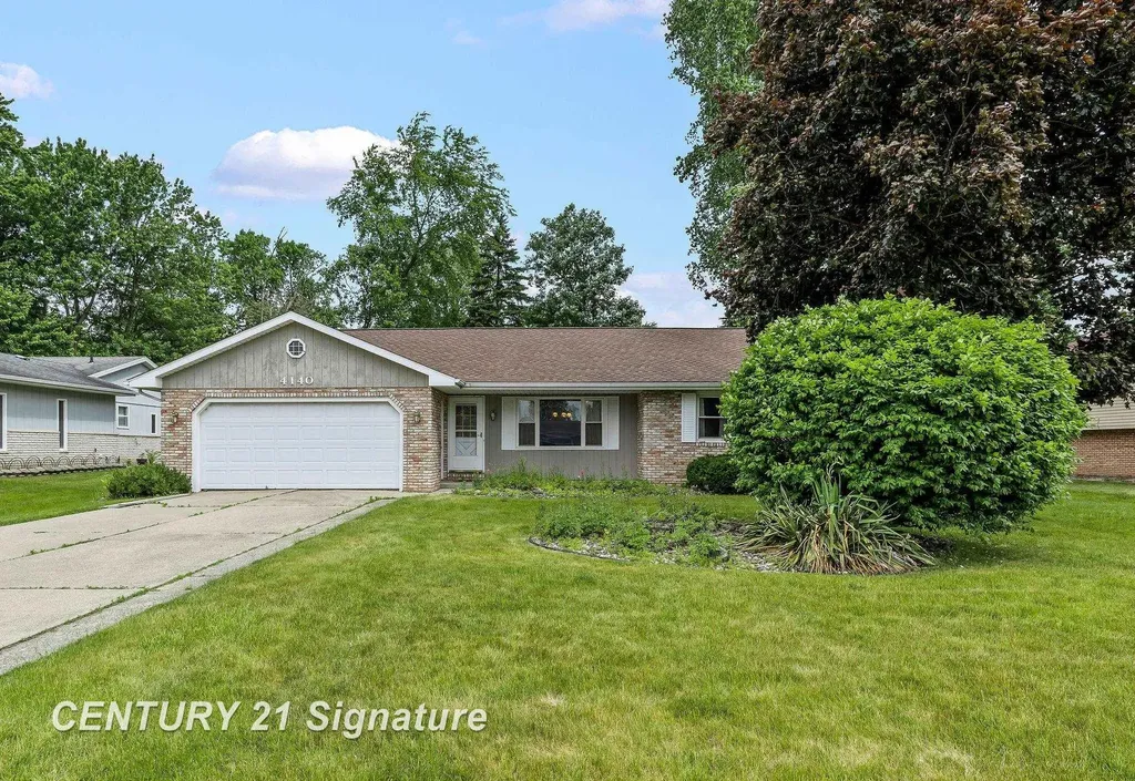 4140 Firethorn Drive Saginaw Charter Township MI 48603