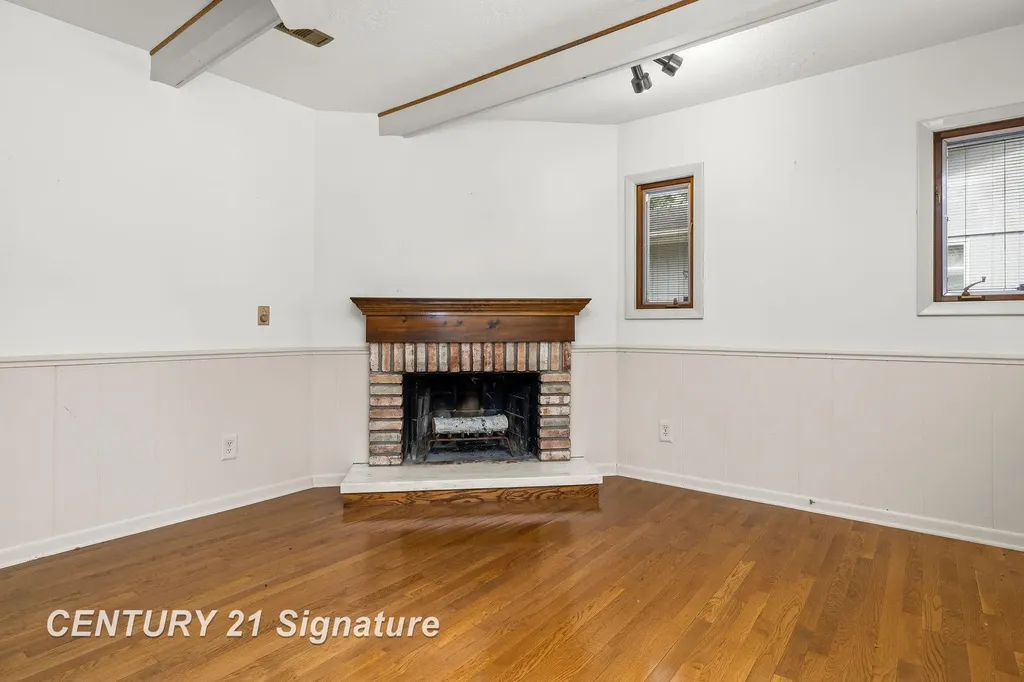 4140 Firethorn Drive Saginaw Charter Township MI 48603