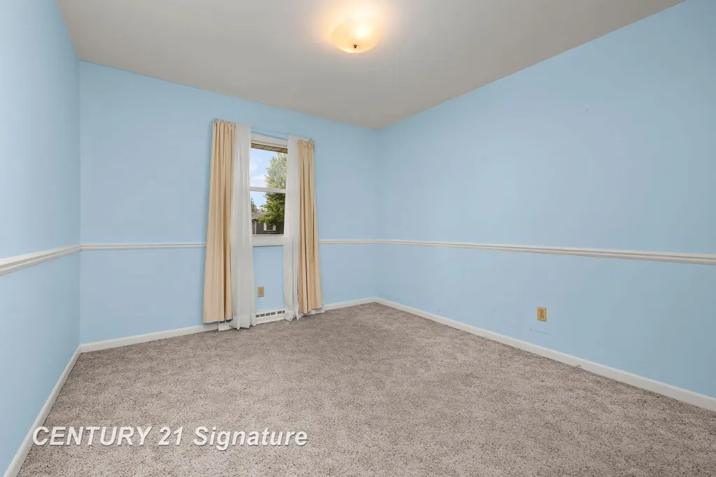 4140 Firethorn Drive Saginaw Charter Township MI 48603
