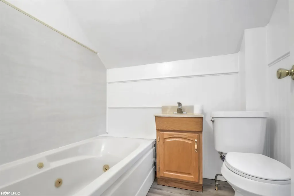 2818 E Brooks Road Ingersoll Township MI 48623